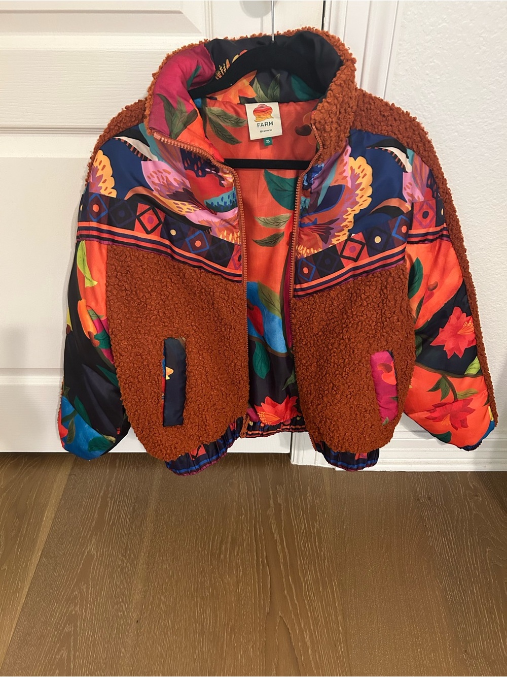 Farm Rio Brown Lucy Floral Reversible Sherpa Jacket with Vibrant Floral Panels - Picture 4 of 5